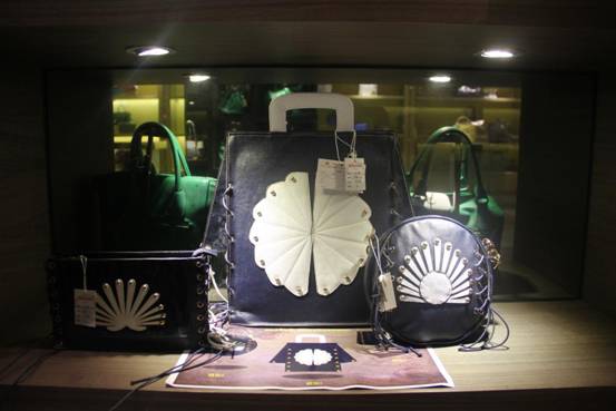 俄罗斯 亚历山德娜·苏斯皮岑拉 《几何》