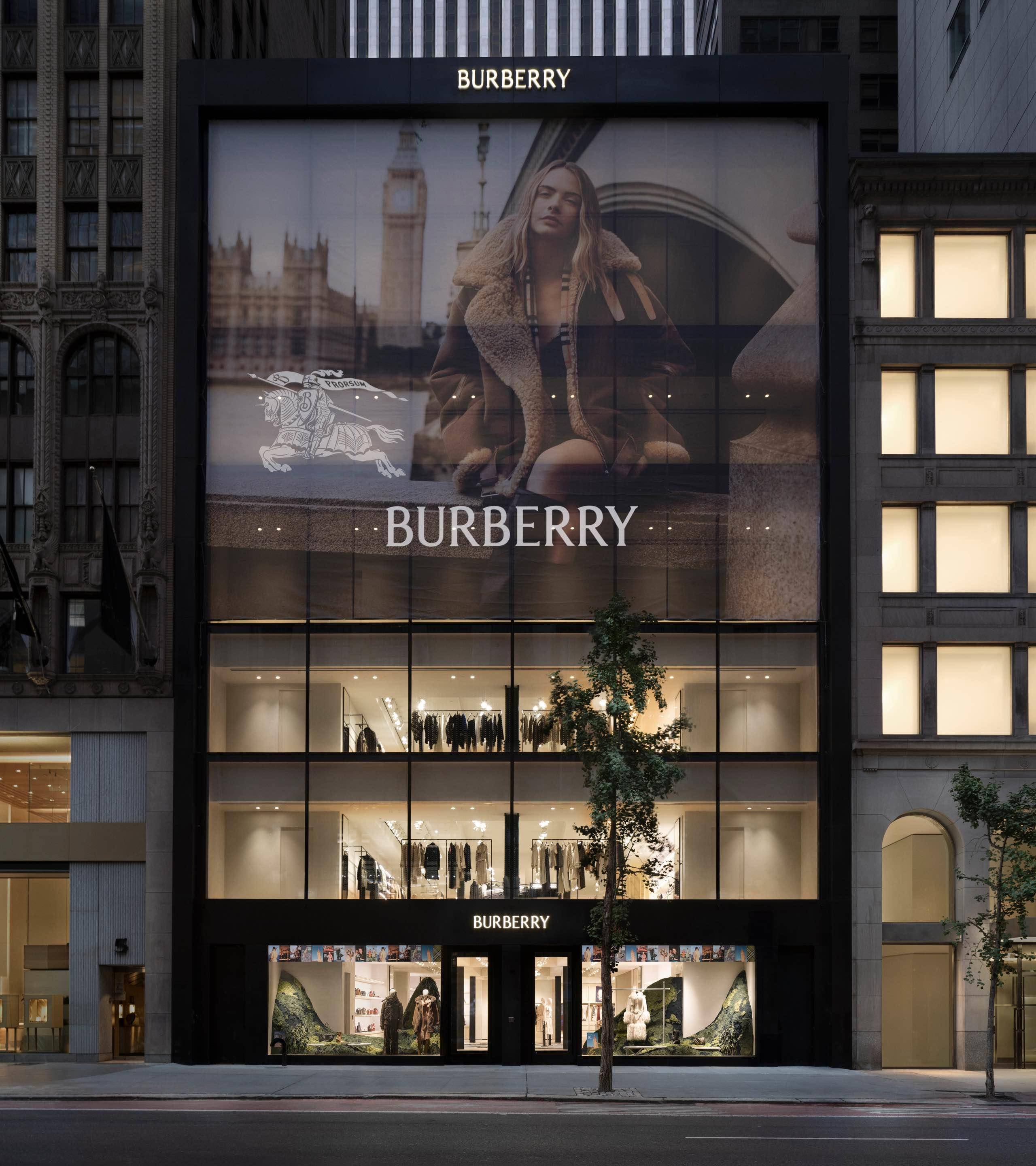 burberry 上半年收入下滑至 10.9 亿英镑